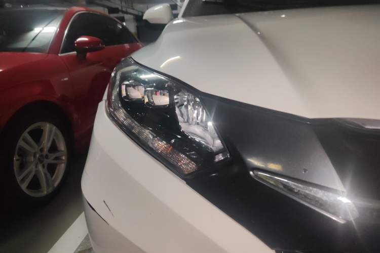 Used Honda Vezel 2017 1.8L CVT Front-Wheel Drive Pioneer Edition