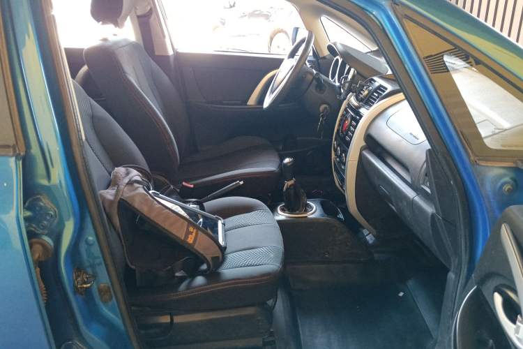 Used Changan CX20 2014 1.4L Manual Sport Edition China V Standard
