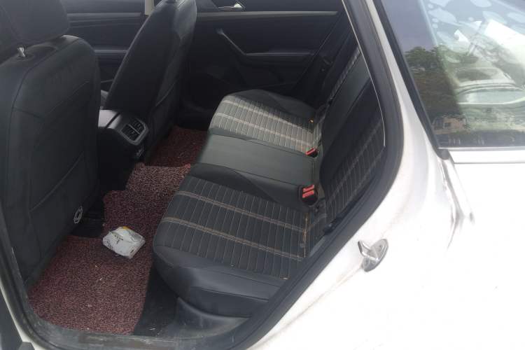 Used Volkswagen Lavida 2018 280TSI DSG Comfort Edition China V Standard Left Rear Seat