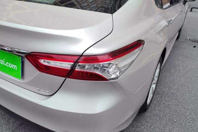 Used Toyota Camry 2019 2.0G Luxury Edition China VI Standard
