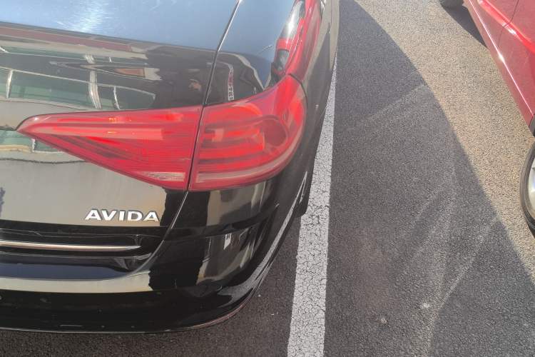 Used Volkswagen Lavida 2017 1.6L Automatic Comfort Edition