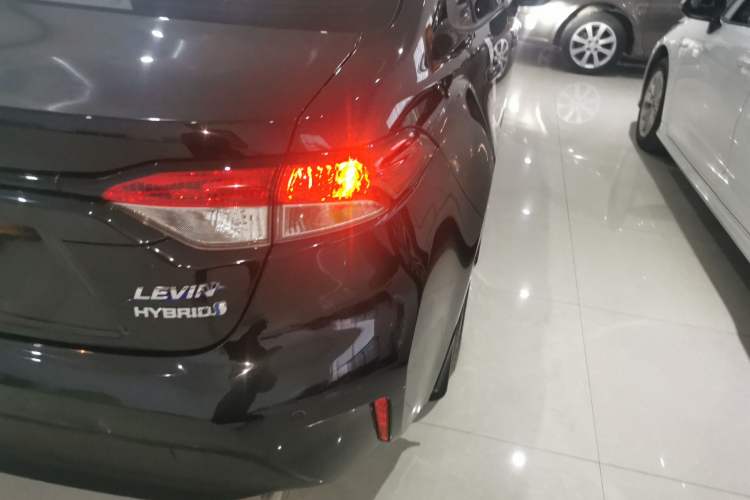 Used Toyota Levin 2023 Smart Electric Hybrid Dual-Engine 1.8L Leading Edition