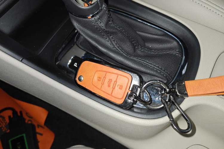 Used Roewe 360 2015 1.5L Automatic Luxury Edition
