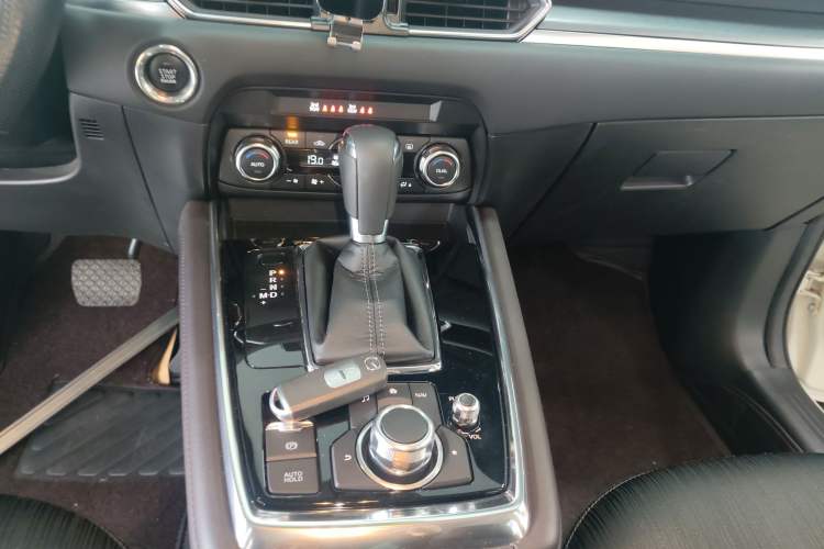 Used Mazda CX-8 2019 2.5L Two-Wheel Drive Luxury Version