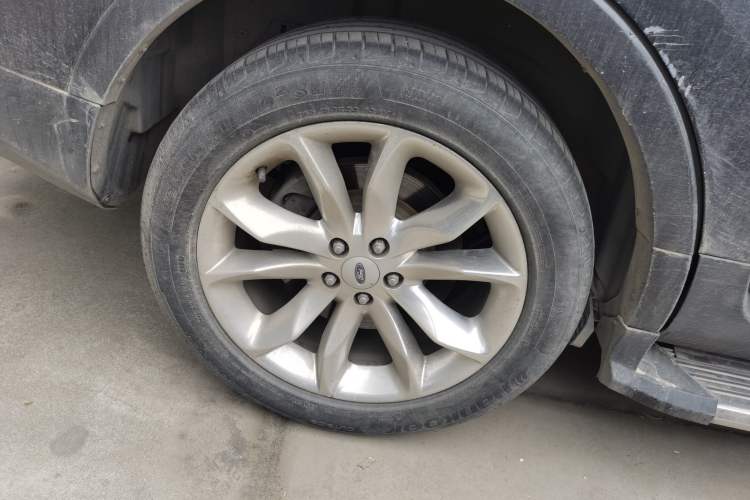 Used Ford Explorer 2013 3.5L Deluxe Model