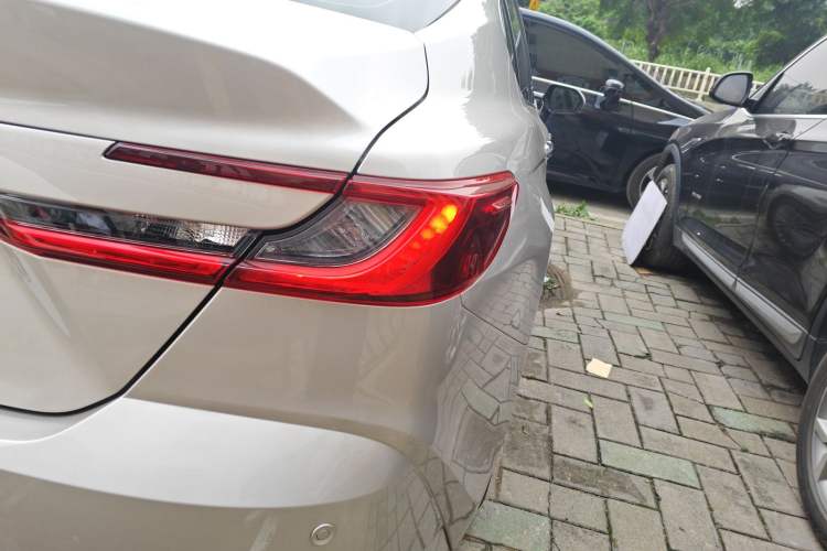 Used Toyota Camry 2026 Model 2.0GVP Luxury Edition Right Rear Taillight