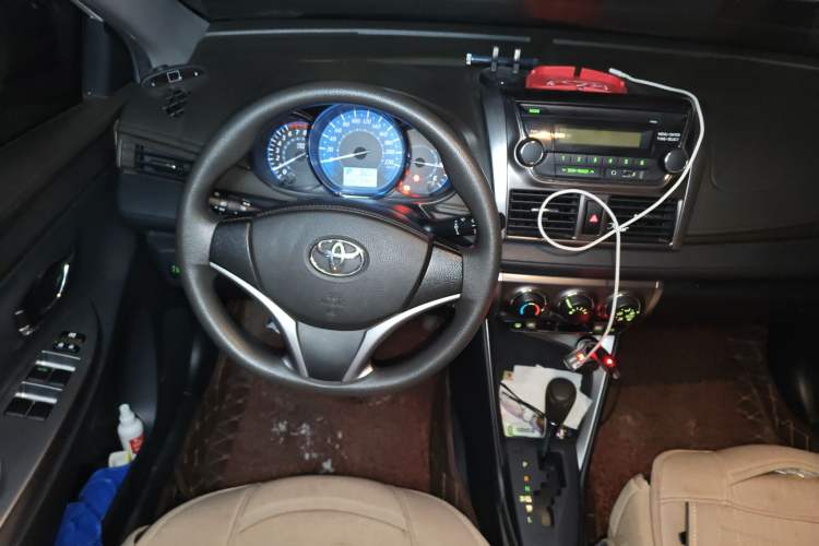 Used Toyota YARiS L Zhi Xuan 2015 1.5E Automatic Charm Edition