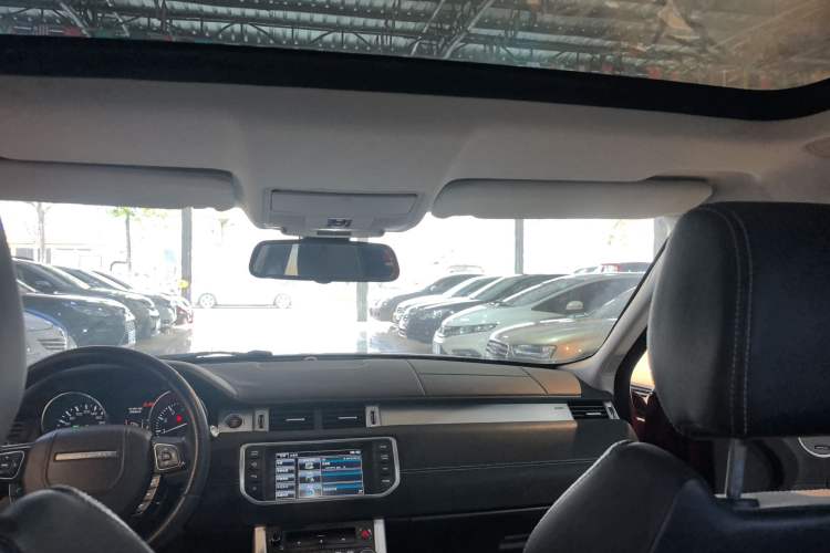 Used Land Rover Range Rover Evoque (Import) 2015 2.0T 5-Door Ignite Edition
