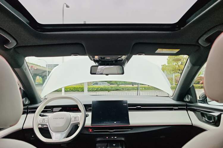 Used Honda e:NS2 2024 Light-Chasing Version Headliner