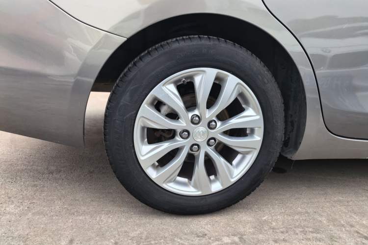 Used Buick GT 2018 15T Dual-Clutch Elite Model China V Standard