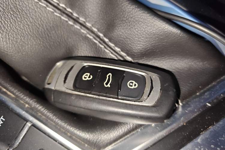 Used Geely Auto Vision X3 2020 1.5L CVT Luxury Model Vehicle Key
