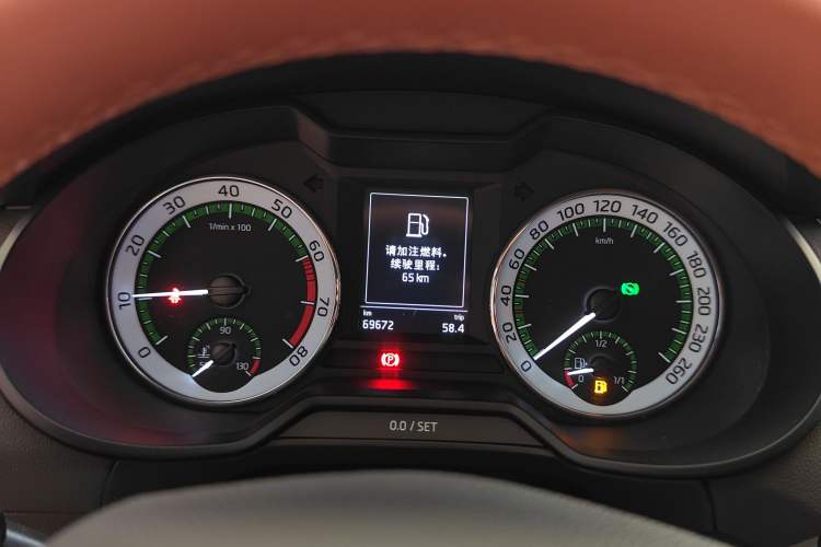 Used Skoda Octavia 2019 1.5L Automatic Smart Drive Luxury Edition China VI Standard