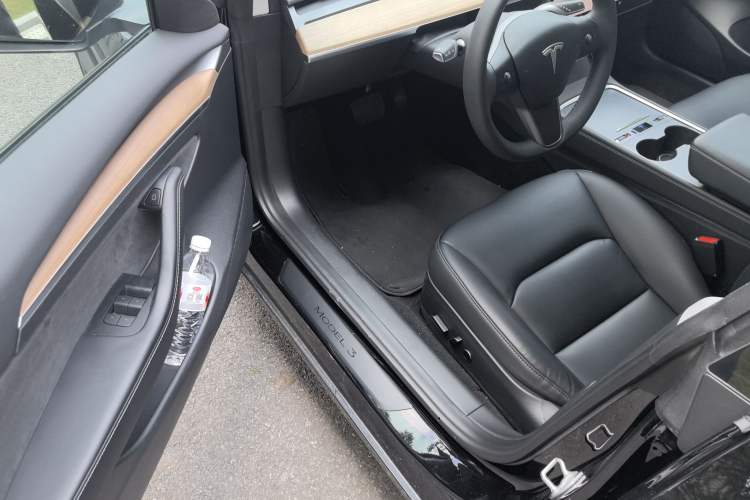 Used Tesla Model 3 2022 Rear-Wheel-Drive Version
