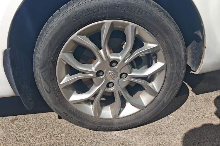 Used Geely Auto Vision 2018 1.5L Manual Happiness Edition Right Front Wheel Hub