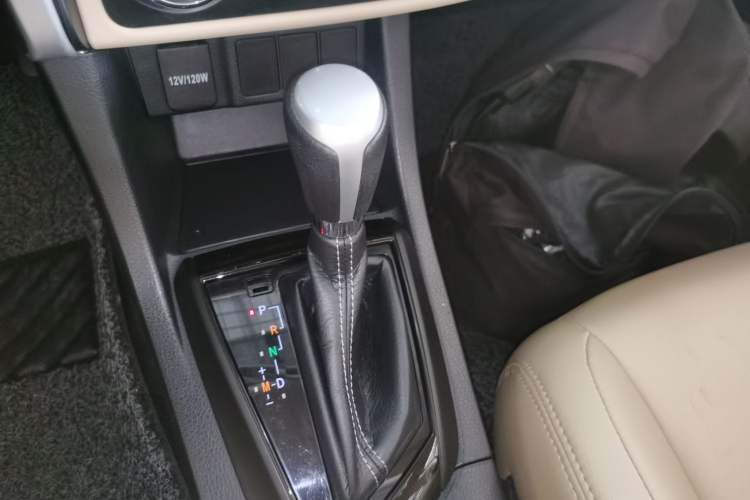 Used Toyota Levin 2017 Revised Version 185T CVT New Sharp Edition China VI Standard