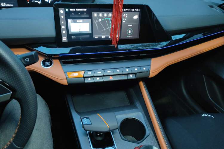 Used CHANGAN UNI-V 2024 2.0T Classic Sport Edition