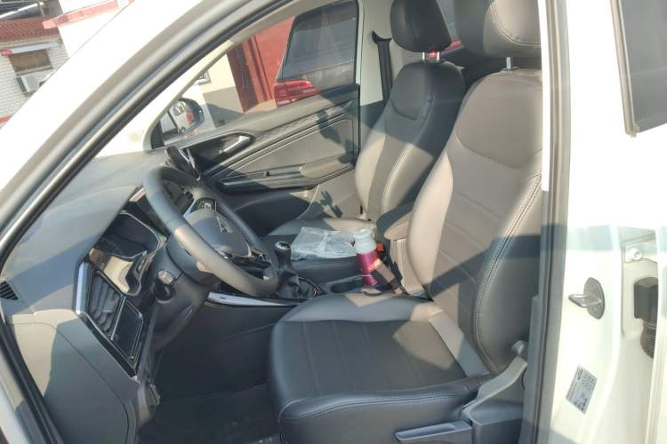 Used Jetta VS5 2022 280TSI Manual Advanced Pro Trim