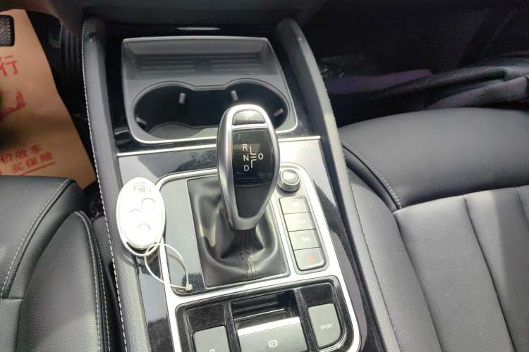 Used BYD Song MAX 2019 1.5T Automatic Smart Connect Ruiyi Sunroof Version 6 Seats China VI Standard Gear Lever