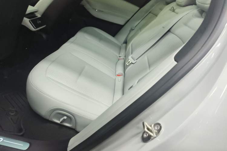 Used Nio ES6 2024 75 kWh