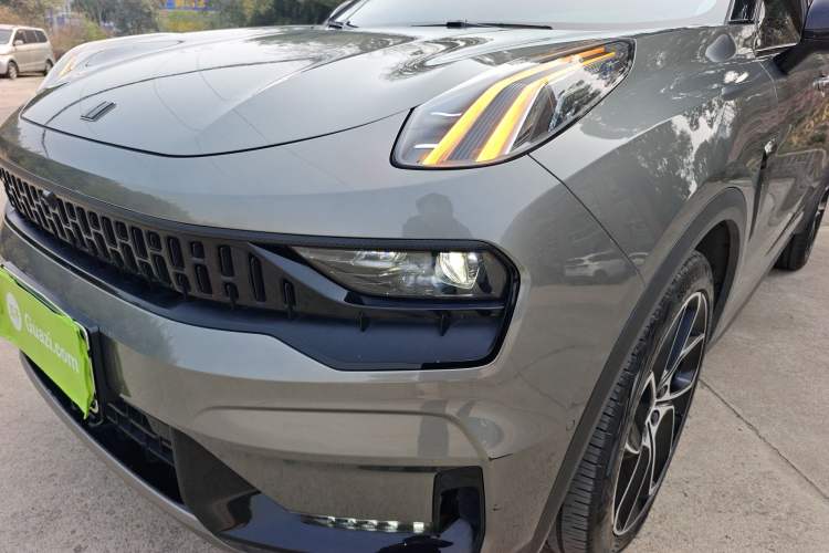 Used Lynk & Co 05 2020 2.0TD Two-Wheel Drive Shine Halo