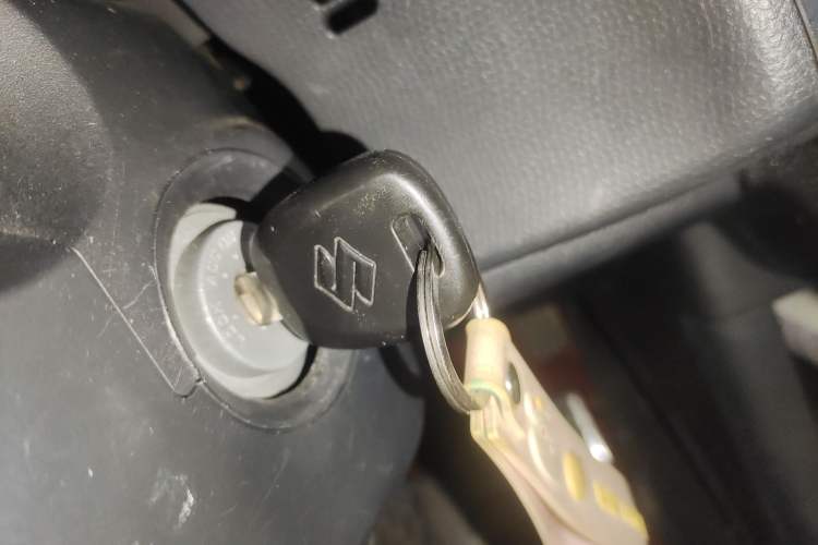 Used Suzuki Swift 2014 1.3L Manual Standard Edition Vehicle Key