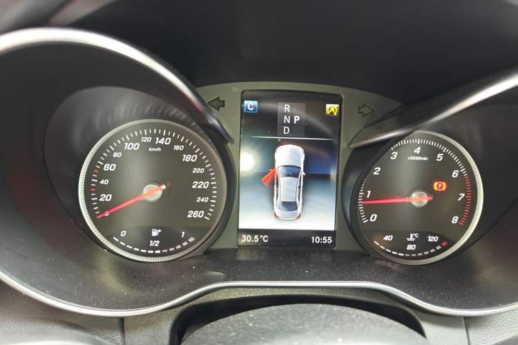 Used Mercedes-Benz C-Class 2017 Facelift C 200 L Sport Edition Instrument Cluster