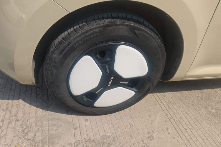 Used CHANGAN NEVO Lumin 2022 210km Sweet Edition Exterior 4