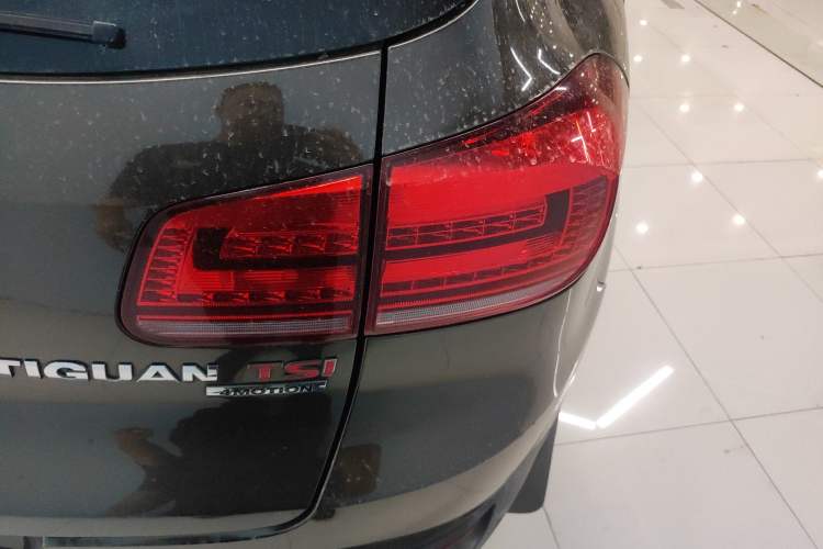 Used Volkswagen Tiguan 2013 2.0 TSI Automatic All-Wheel-Drive Flagship Edition