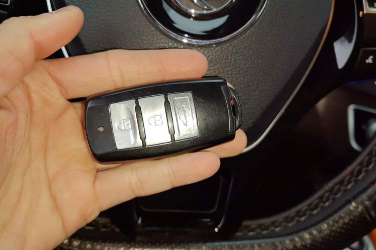 Used FORTHING Joyear X5 2017 Jingxiang Series 1.5T CVT Smart Connectivity Model