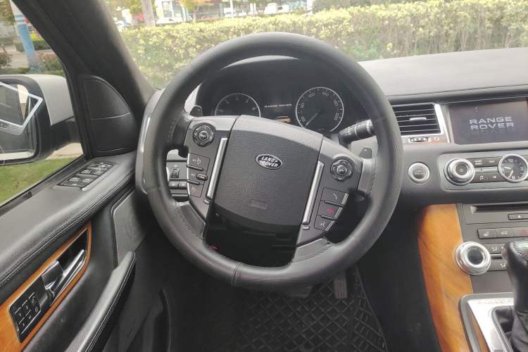 Used Land Rover Range Sport 2011 5.0 NA V8 HSE