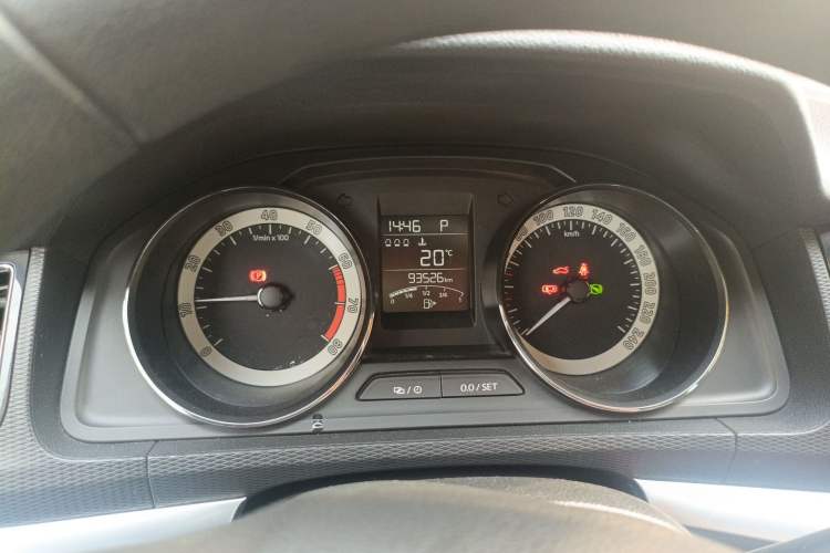 Used Skoda Kamiq 2018 1.5L Automatic Comfort Edition China VI Standard Instrument Cluster