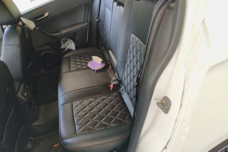 Used Qoros 3 2016 Sedan 1.6L Automatic Zhiyue Model
