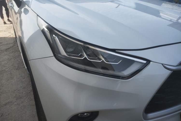 Used Toyota Highlander 2022 Dual-Engine 2.5L Four-Wheel Drive Prestige Version 7 Seats
