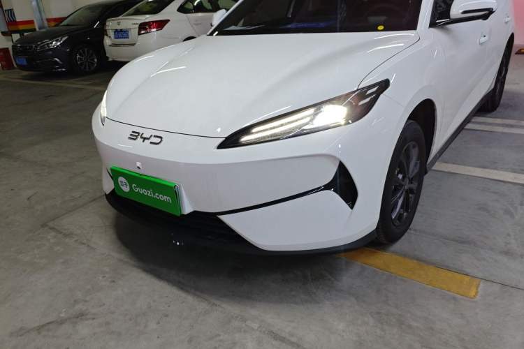 Used BYD e7 2025 Model 520 Smart Mobility Edition
