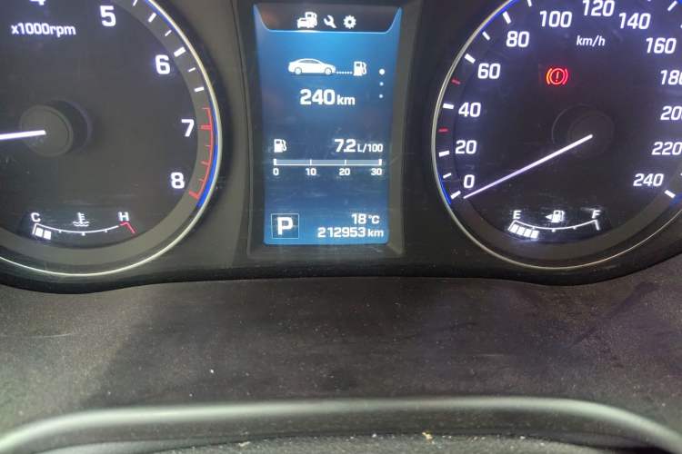 Used Hyundai Mistra 2014 1.8L Automatic Deluxe DLX Model
