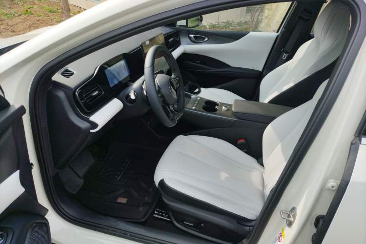 Used BYD Seal 06 New Energy 2025 EV 545KM Flagship Edition
