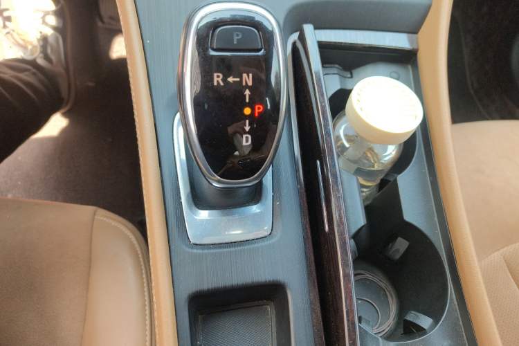 Used Buick LaCrosse 2018 28T Luxury Model
