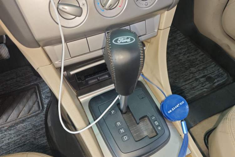 Used Ford Focus 2011 Sedan 1.8L Automatic Fashion Edition
