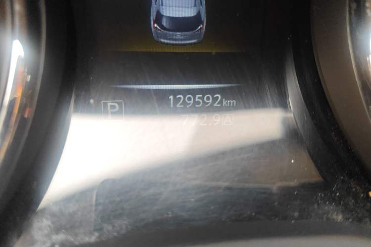 Used Nissan X-Trail 2014 2.5L CVT Leading Edition 4WD
