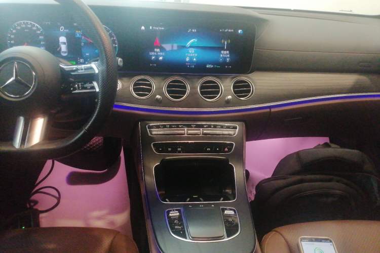 Used Mercedes-Benz E-Class New Energy 2023 E 350 e L Plug-in Hybrid Sports Sedan
