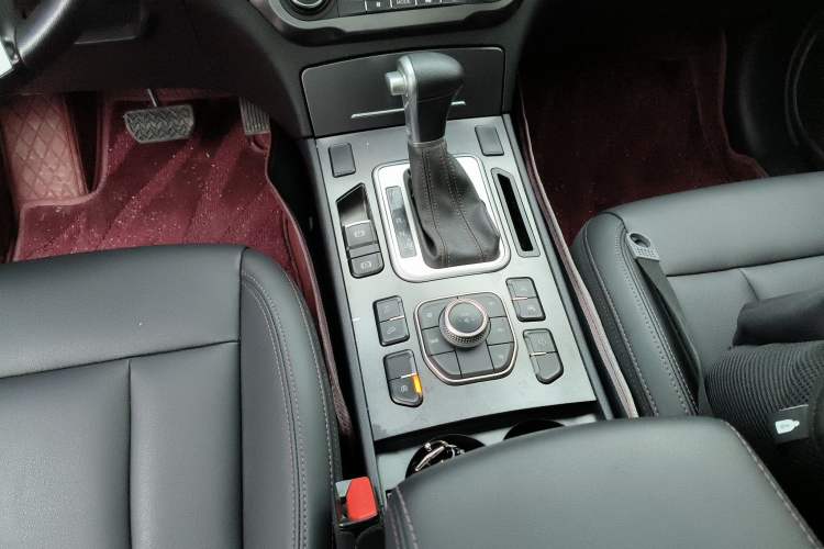 Used Haval H6 Coupe 2018 Red-Label 1.5T Automatic Two-Wheel Drive Ultra-Luxury Model
