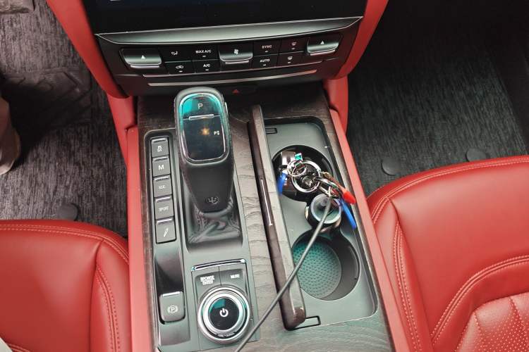 Used Maserati President 2013 3.8T Standard Model Gear Lever