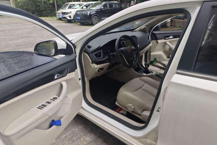 Used Roewe 360 2015 20T TST Deluxe Edition