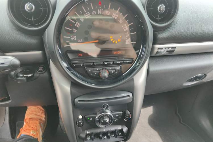 Used MINI Countryman 2014 1.6L COOPER Fun Audio And AC Panel