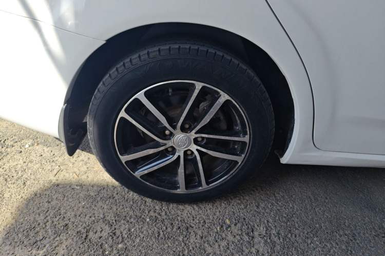 Used Bestune B50 2013 1.6L manual luxury version