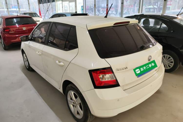 Used Skoda Fabia 2017 1.4L Automatic Car Enjoy Edition