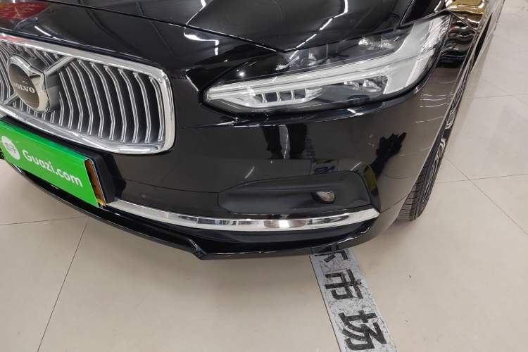 Used Volvo S90 2021 B5 Zhiyi Luxury Edition
