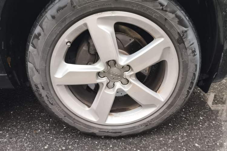 Used Audi Q5 2017 Plus 40 TFSI Ambition Model