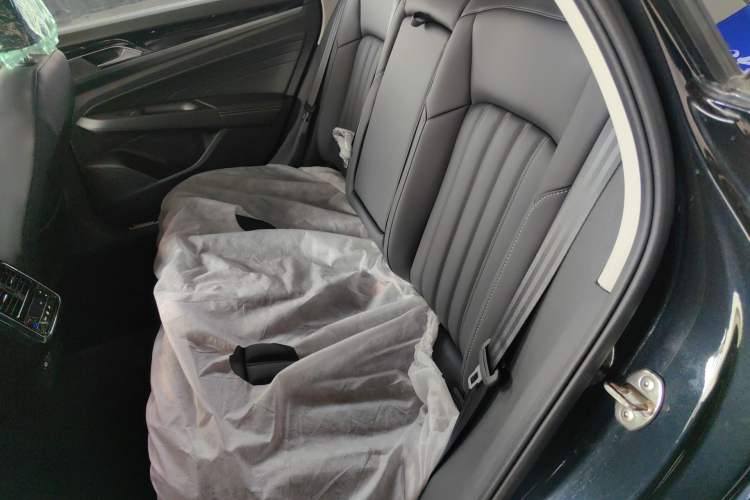 Used Volkswagen Passat New Energy 2025 430 PHEV Hybrid Business Edition Left Rear Seat