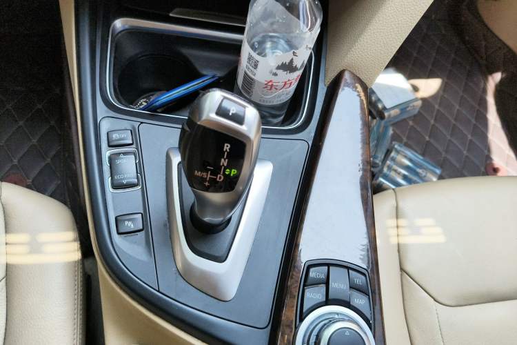 Used BMW 3 Series 2013 Facelifted 320Li Luxury Design Package